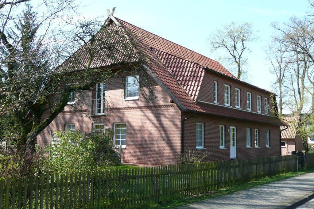 Hotel Im Wiesengrund Hermannsburg Exterior foto